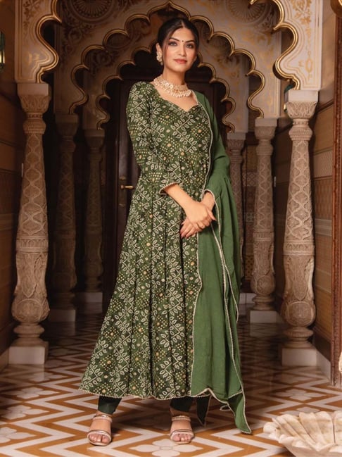 Expensive | Green Anarkali Suits, Green Anarkali Salwar Kameez and Green  Anarkali Salwar Suits Online Shopping