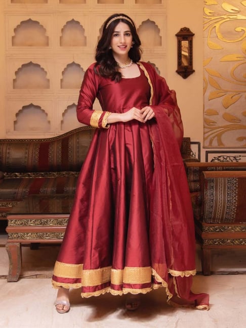Shop Grey Leheriya Vasansi Silk Anarkali Gown Online | Vasansi Jaipur