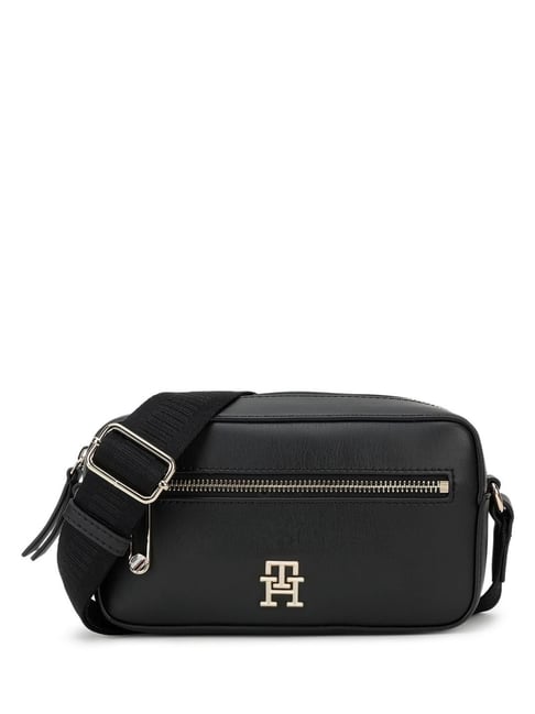 TOMMY HILFIGER Black Medium Cross Body Bag