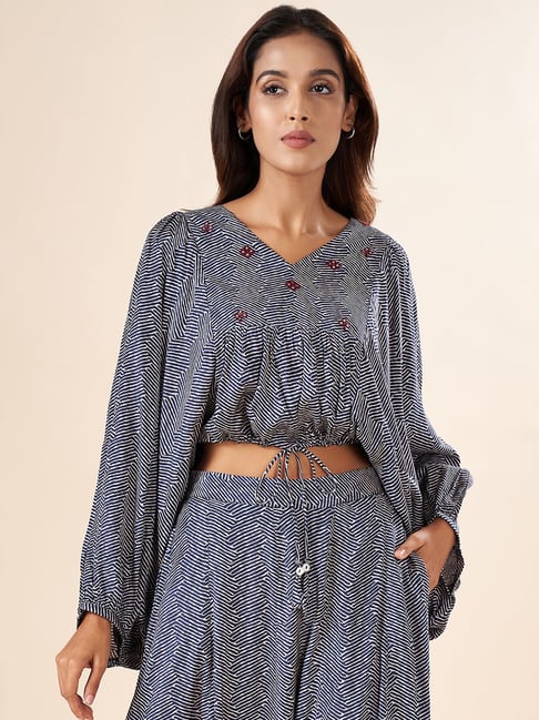 akkriti by pantaloons crop top