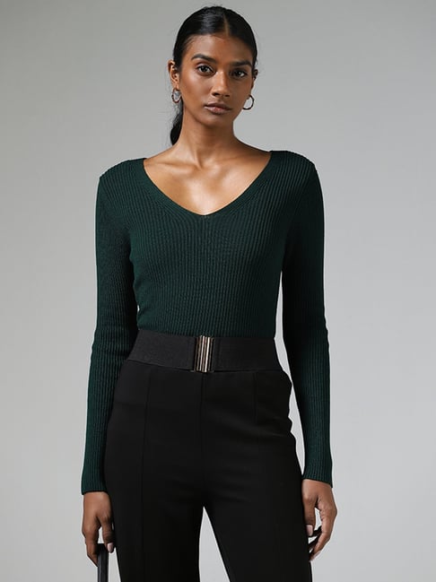 Forest green v outlet neck sweater