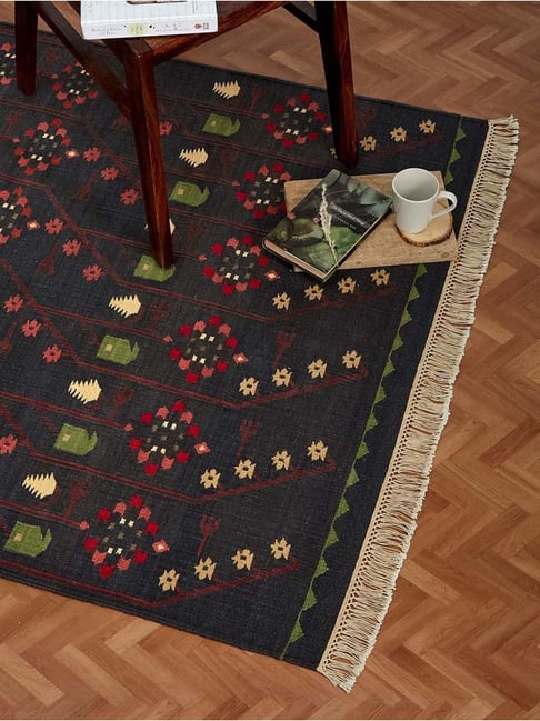 Fabindia Grey Cotton Medium Dhakai Hand Dhurrie