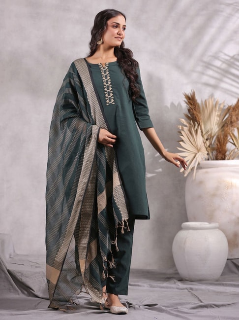 Buy SHADES OF FAASHION Grey Silk Kurti Paired with Trouser online | Silk  kurti, Silk kurti designs, Kurti designs latest