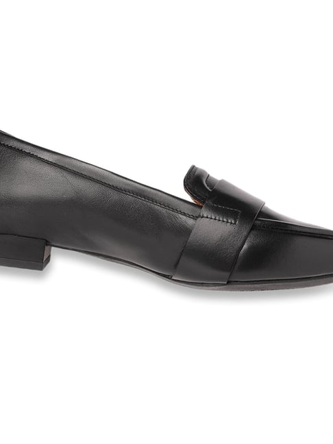 Geox Women's D Charyssa Black Leather Casual Loafers