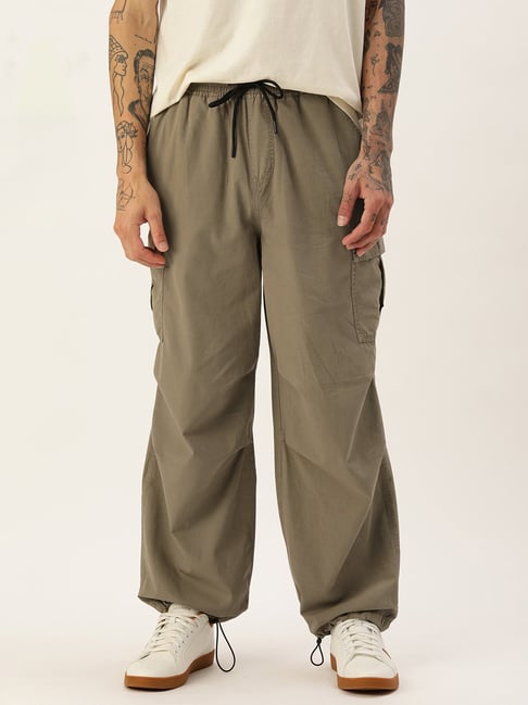 Buy Bene Kleed Men Light Grey Cropped Loose Fit Solid Cargo Trousers Online  at Best Prices in India - JioMart.