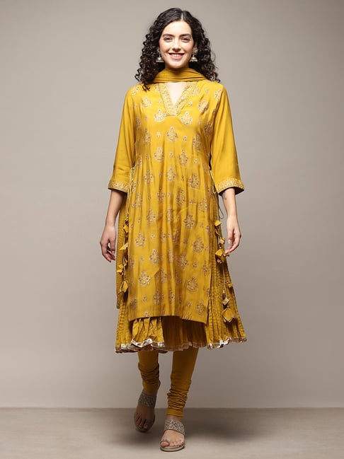 Yellow and Blue Women's Premium Silk Crepe Floral Print Office Uniform  Salwar Kameez at Rs 650.00 | Salwar Kameez | ID: 2850623775988