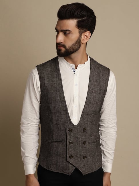 V clearance neck waistcoat