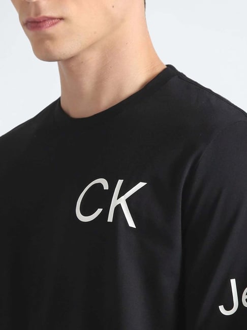 Buy Calvin Klein Jeans Black Cotton Regular Fit T-Shirt for Mens Online @  Tata CLiQ