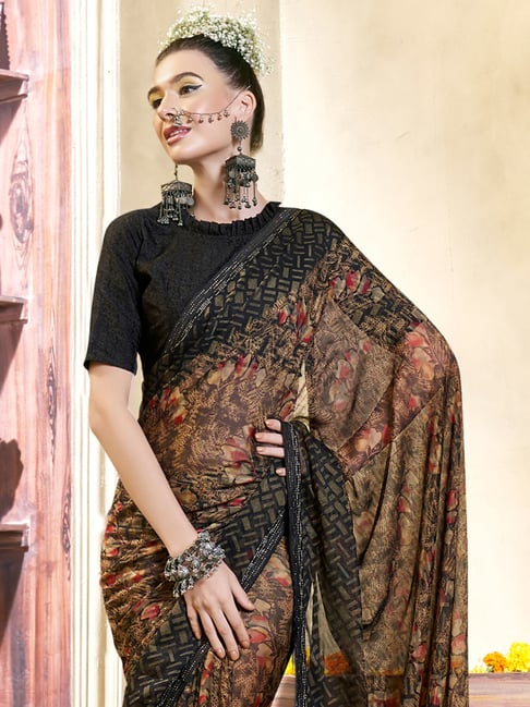 Aditi Rao Hydari Looks Royal In Sabyasachi's Black Saree