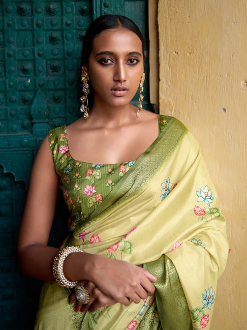 Sobhita Dhulipala goes experimental in lime green saree with cape. Pics -  India Today