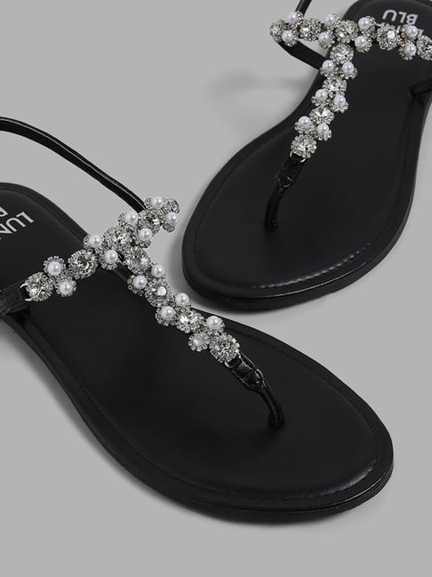 Shezone Women Black Flats - Buy Black Color Shezone Women Black Flats  Online at Best Price - Shop Online for Footwears in India | Flipkart.com