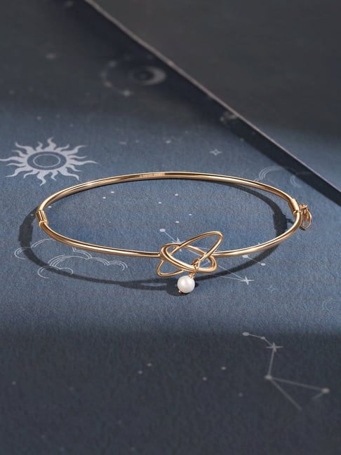 CaratLane: A Tanishq Partnership - Bracelets that you can style the way you  like ✨ Get them: http://bit.ly/2JvlYIa | Facebook