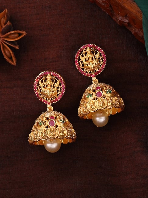 Beautiful earrings with lakshmi devi design. Earrings with jumkhi hangigns  at the center … | Temple jewellery earrings, Gold jewelry fashion, Gold  earrings for kids