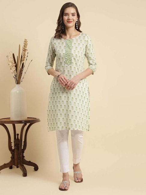 Buy online Green Three Quarter Sleeve Straight Kurti from Kurta Kurtis for  Women by Riya for ₹499 at 75% off | 2024 Limeroad.com
