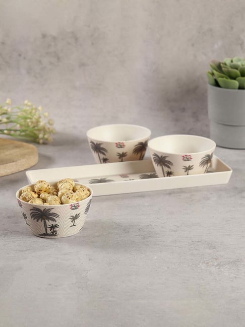 India Circus by Krsnaa Mehta Cream Bamboo Fibre Chevron Palms Bowl & Tray Set-picture-36