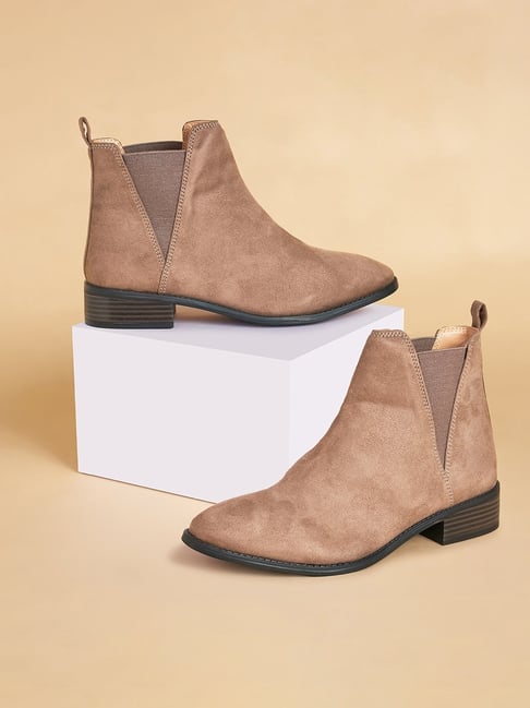 Casual chelsea boots womens on sale