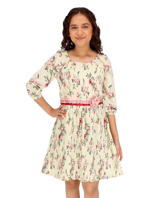 Buy pink woman floral dresses in India @ Limeroad