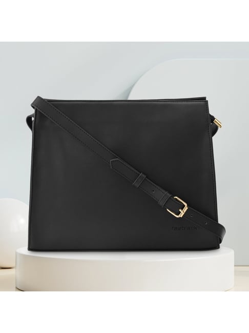 Fastrack College Black Solid Faux Leather Sling Handbag-picture-30