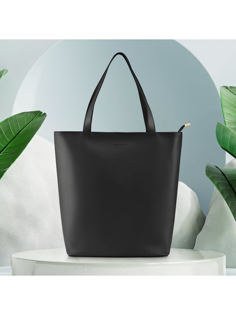 Buy Madame Mattey Women's Italian Leather Tote Bag (Black; X-Large) at  Amazon.in