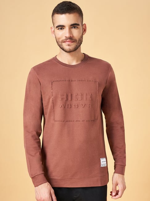 Street 808 by Pantaloons Burgundy Regular Fit Self Pattern Sweatshirt-image-37