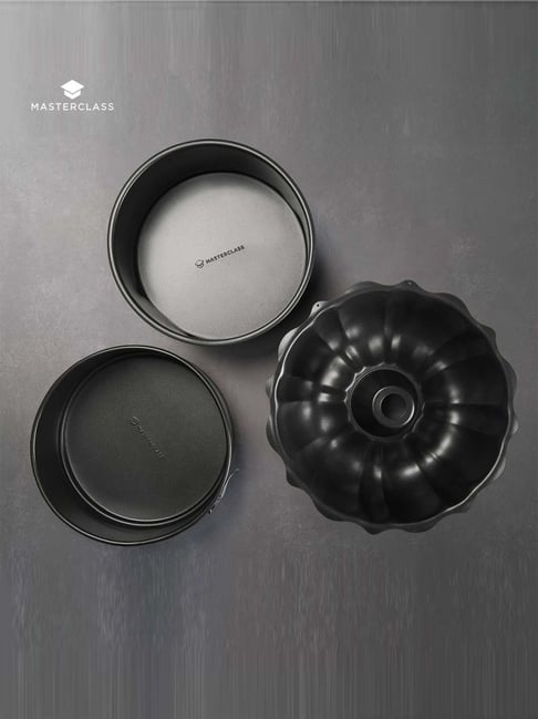 Buy MasterClass 3-Piece Black Medium Brilliant Nonstick Baking Tin