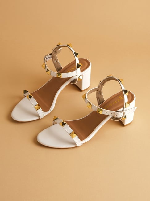 Valentino rockstud best sale sandals white