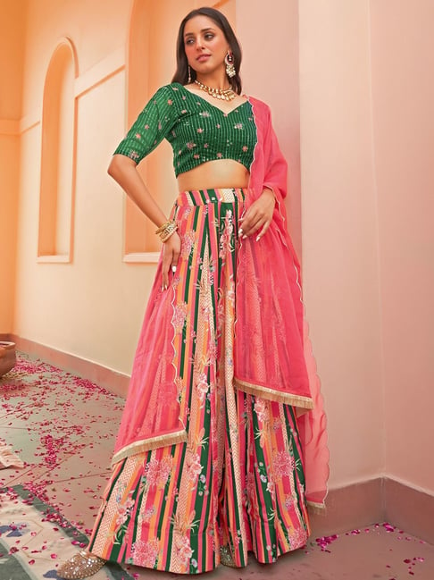 Rashmi Gautam looks prettier than ever in a pink lehenga!