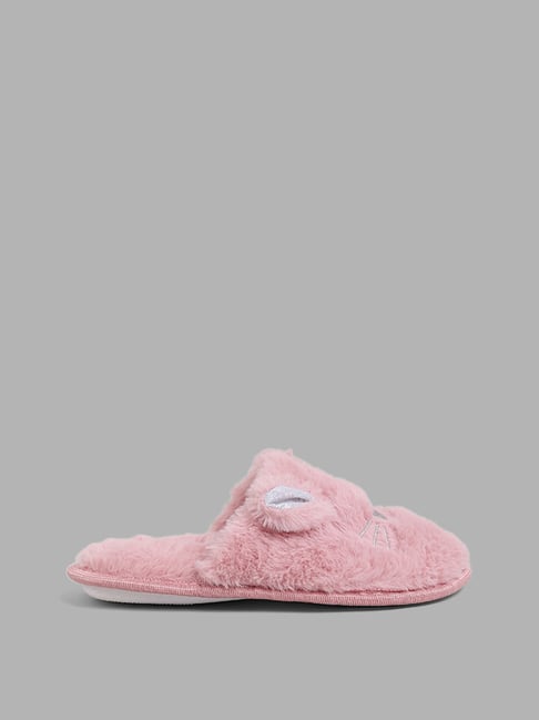 Yellow discount fluffy slippers