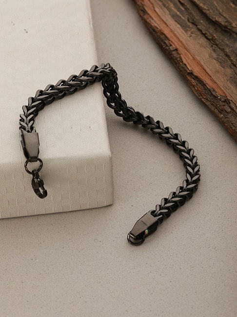 Black Rhodium Finish Checkered Stone Cuff Bracelet Design by Sangeeta  Boochra at Pernia's Pop Up Shop 2024