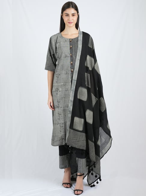 Banana Labs Black Monochrome Edit Cotton Space Crossed Handblock Printed Mul Dupatta