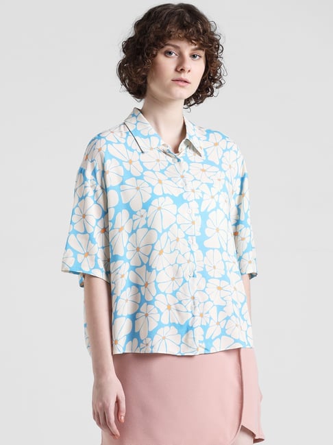Buy Nuon by Westside Nuon by Westside White Printed Crop Shirt at Redfynd