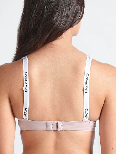Buy Calvin Klein Underwear Black Regular Fit Sports Bras for Women Online @  Tata CLiQ Luxury