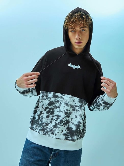 Bewakoof discount black hoodie