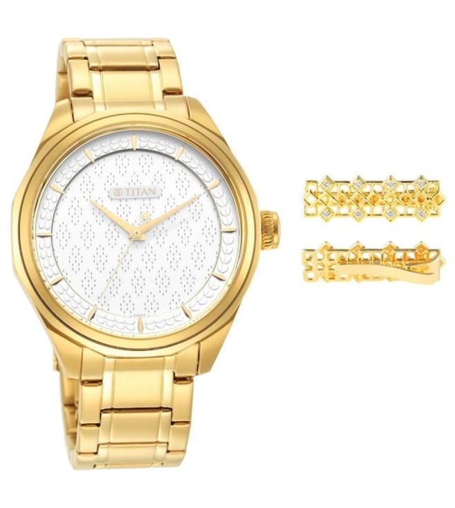 Amazon.com: Citizen Women's Eco-Drive Disney Princess Belle Crystal Watch  and Pin Gift Set in Gold tone Stainless Steel, Beauty and The Beast Mother  of Pearl Dial (Model: FE7048-51D) : Clothing, Shoes &
