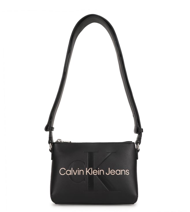 Calvin Klein Sculpted Shoulder Pouch Two Tone Black, Black (Black