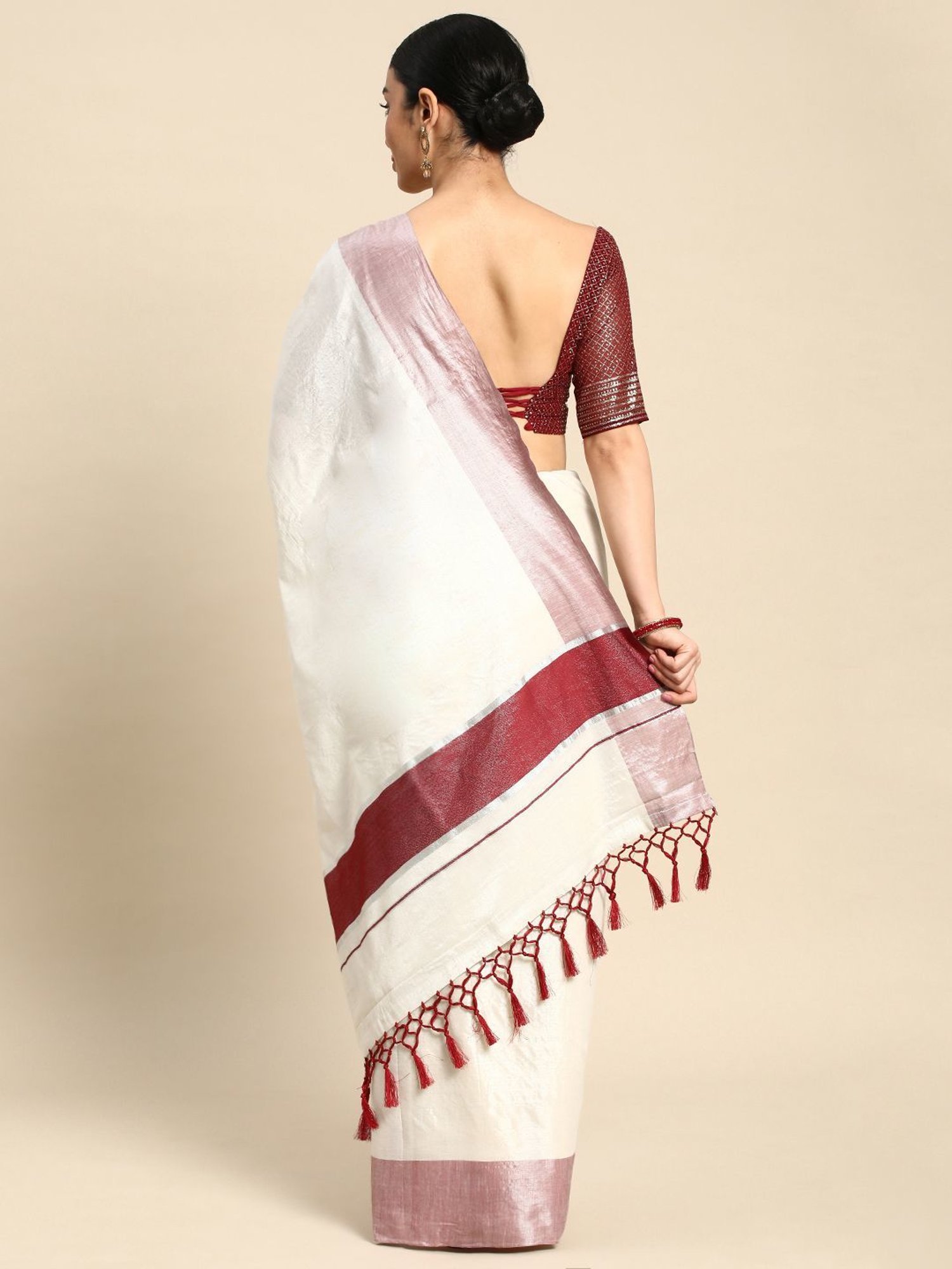 Kalyan Silks Kottayam White Sarees