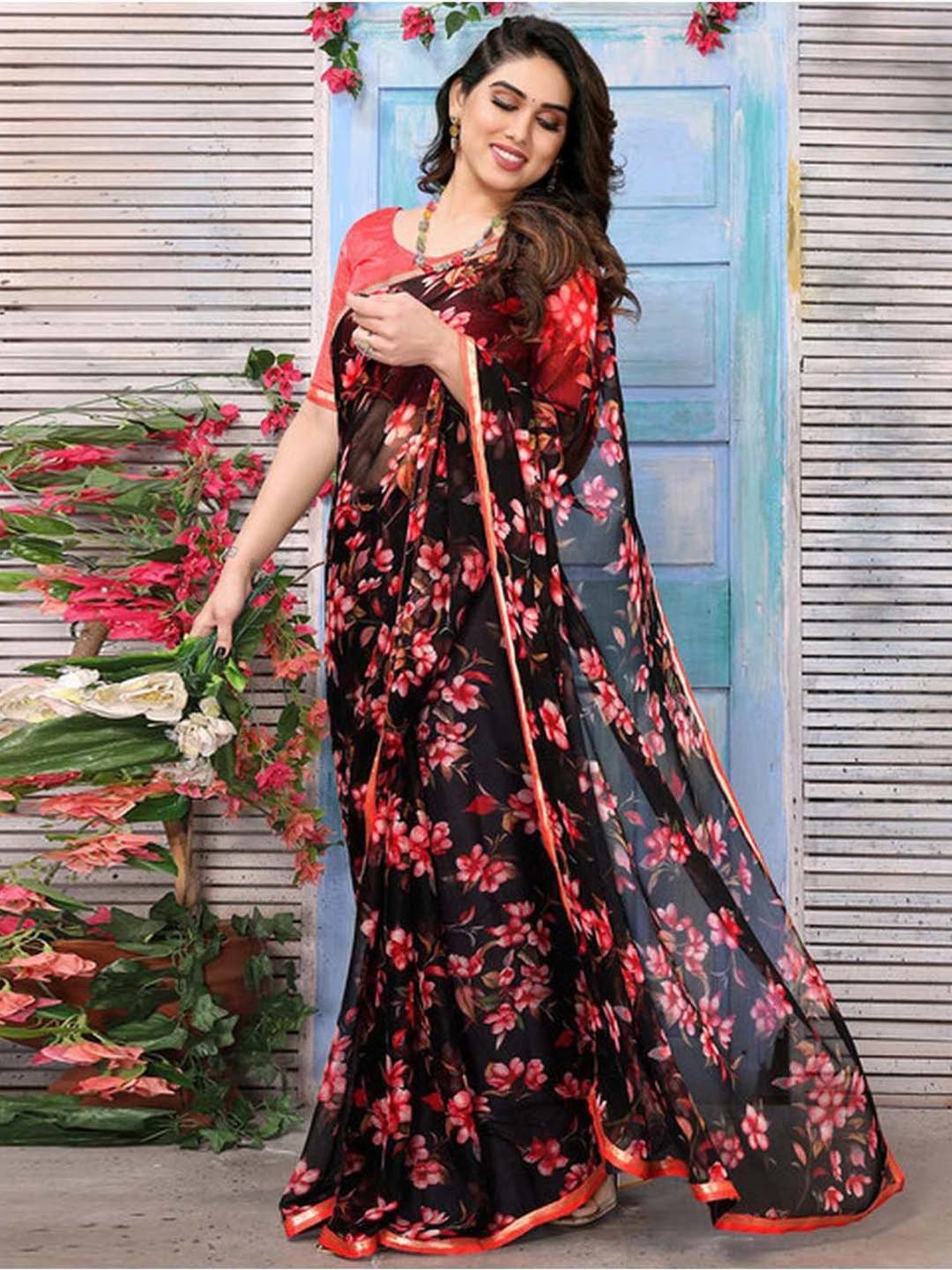 Black Cotton Blend Handwoven Saree With Flower Designs - Charukriti -  4219460