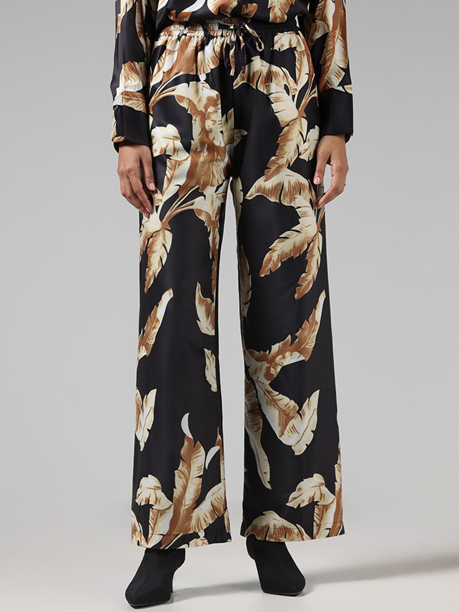 Mango Off White Printed Trousers - Buy Mango Off White Printed Trousers  online in India