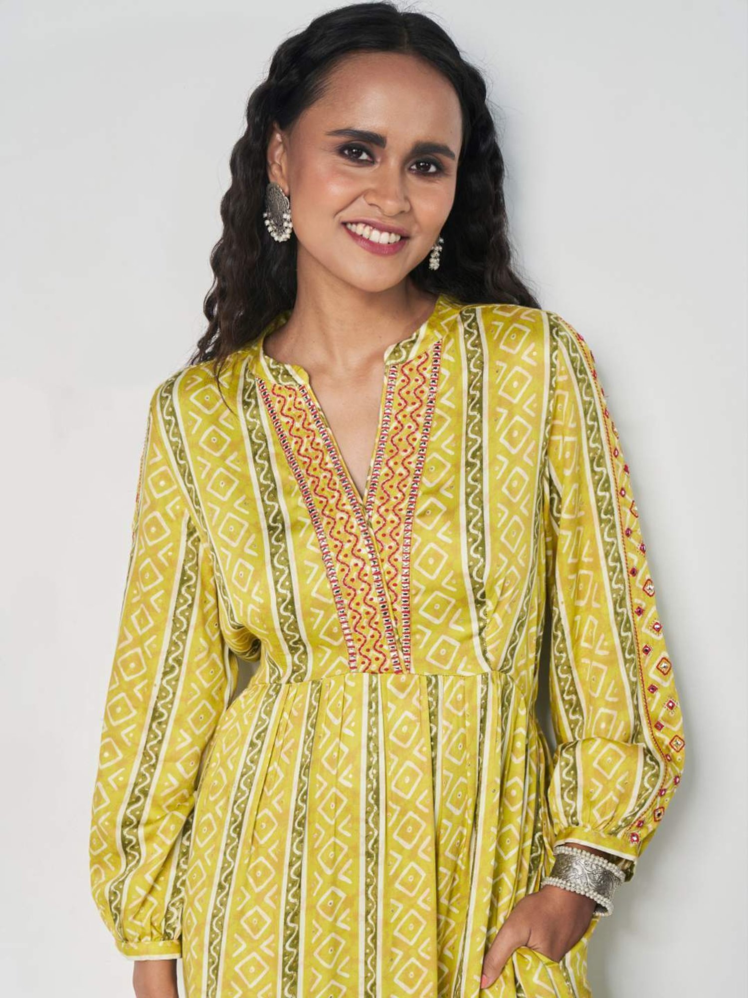 global desi green maxi dress Buy Hara Dil Maxi Online In India at Global Desi F25R106MX_SAGE_GREEN