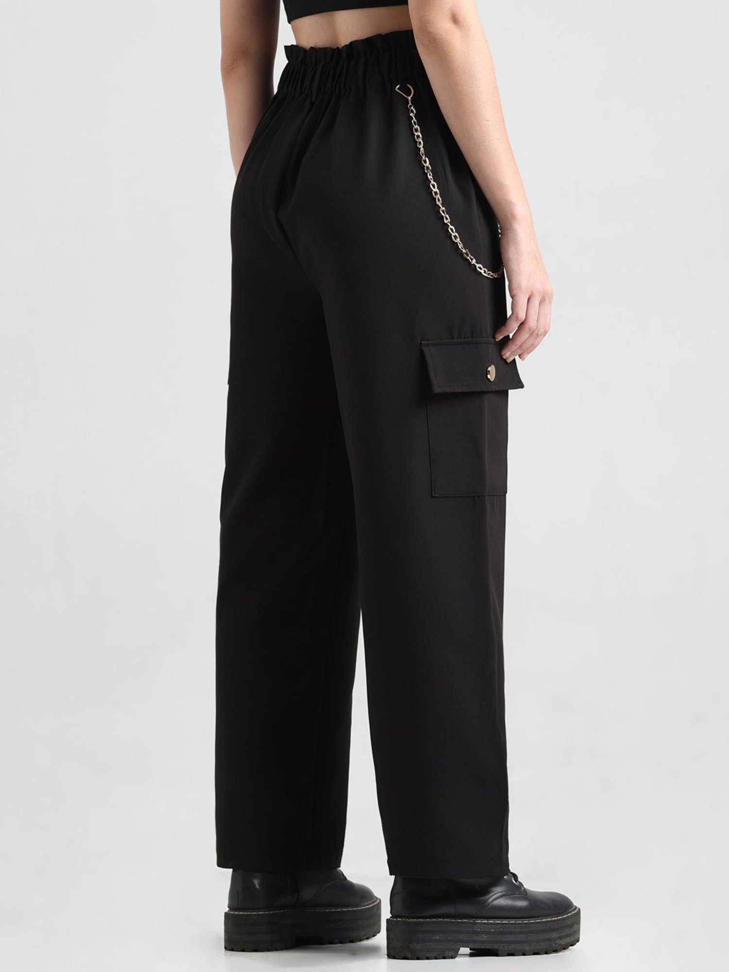 Trendy High Waist Cargo Pants with a Stylish Metal Chain