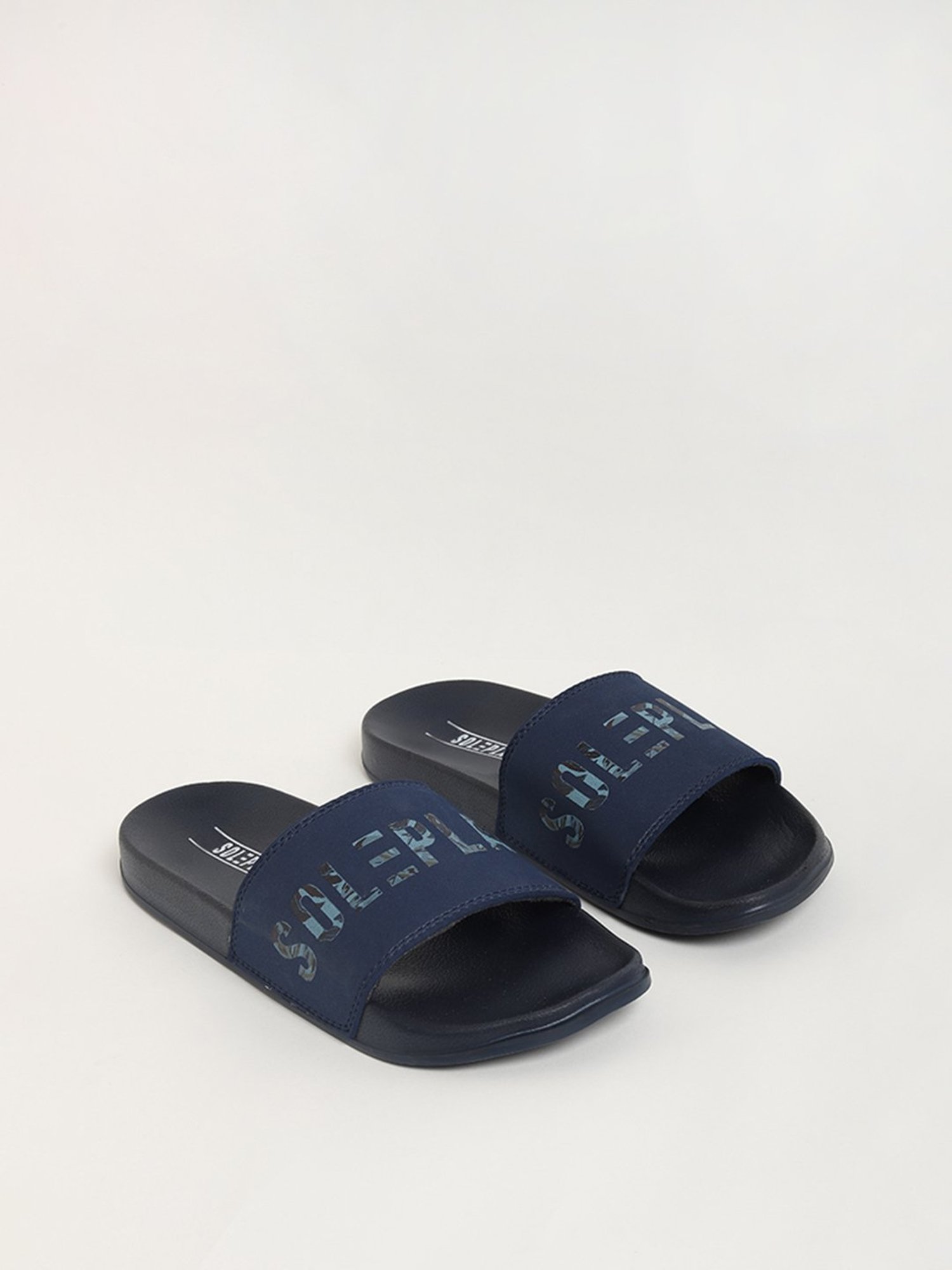 Soleplay flip flops online