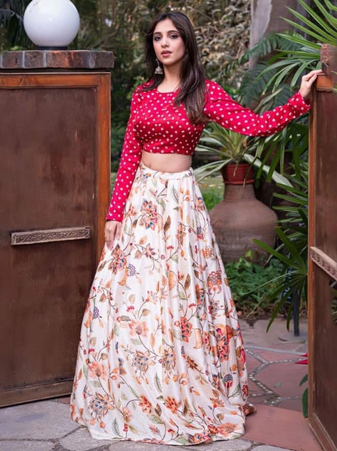 Maroon printed high neck crop top and layered lehenga- Set Of Two by  Ambraee | The Secret Label