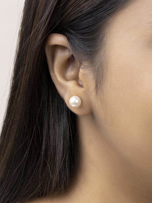 Buy Silver flower pearl earrings | Auroville.com