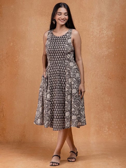 Buy KAAJH Orange Bandhej Print Cotton Ethnic Dress online
