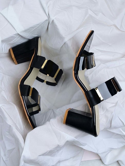 Shoetopia Kids Black & White Casual Sandals