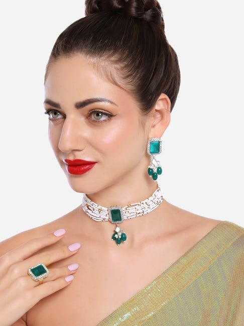 Choker Necklaces: Buy Pearl Choker Necklace for Women & Girls Online, India