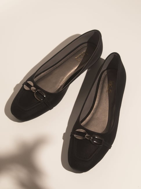 Inc 5 black flats cheap