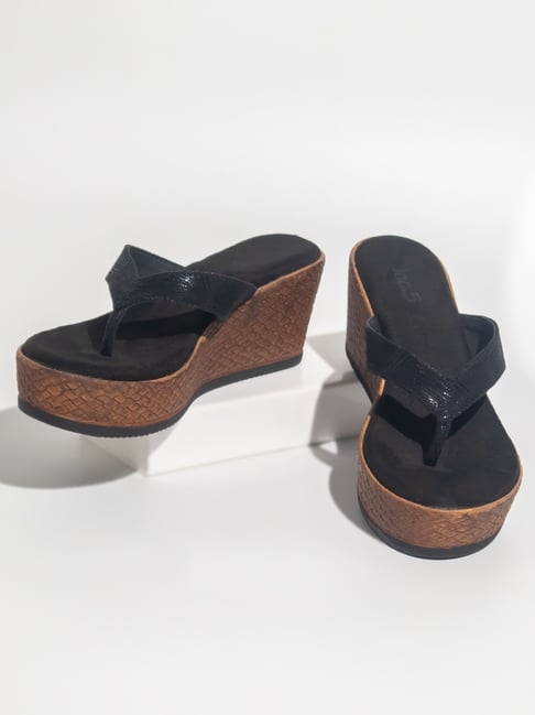 Thong wedge online heel