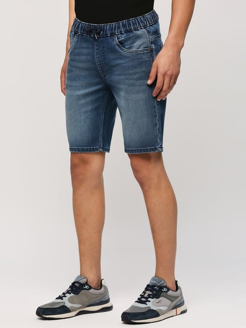 Levi's 501 Mid Thigh - Medium Wash Shorts - Denim Cutoff Shorts - Lulus
