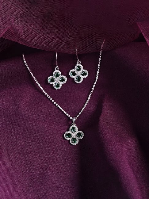 ILY Couture Statement Necklace Green Flower Bib EUC | eBay